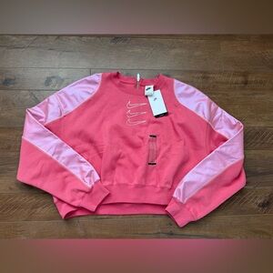 Nike Crop Sweatshirt with Triple Swoosh NWT